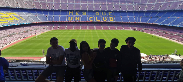 La UEC La Clau de Manresa organitza una sortida lúdica al Camp Nou La UEC La Clau de Manresa organitza una sortida lúdica al Camp Nou